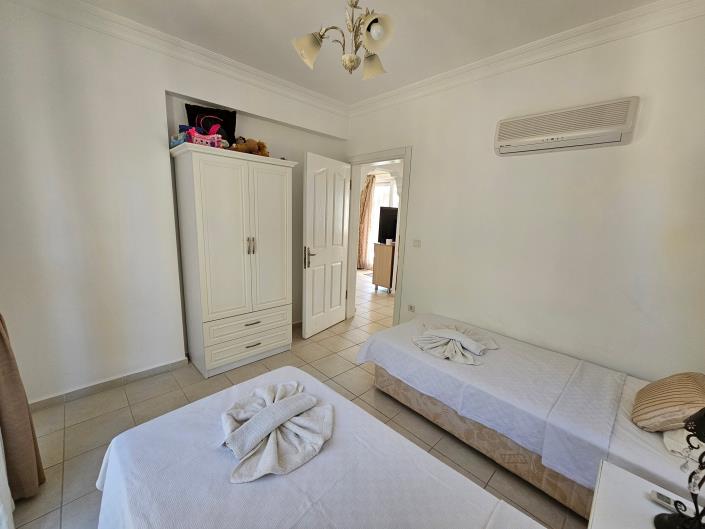 Image No.25-3 Bed Apartment for sale