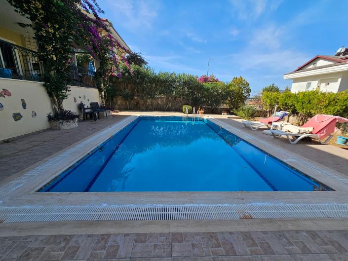 Image No.5-4 Bed Villa / Detached for sale