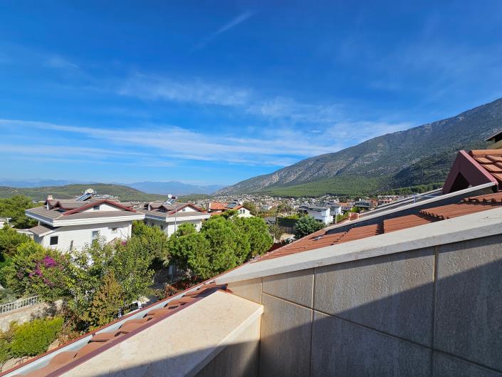 Image No.44-4 Bed Villa / Detached for sale