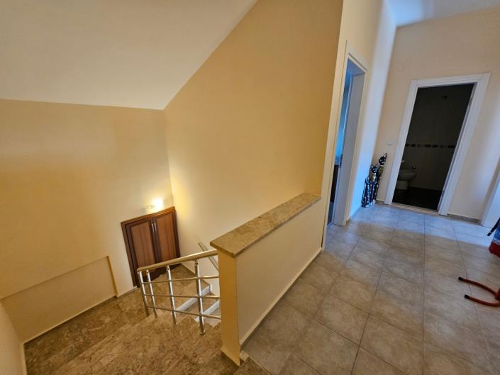 Image No.34-3 Bed Duplex for sale