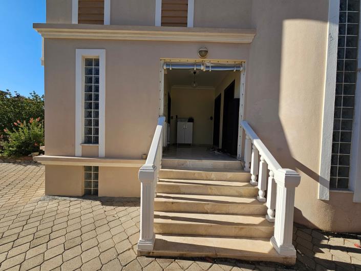 Image No.6-4 Bed Apartment for sale