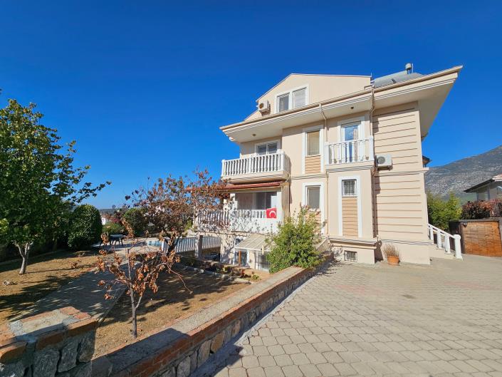 Image No.32-4 Bed Apartment for sale