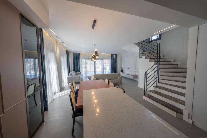 Image No.8-4 Bed House/Villa for sale