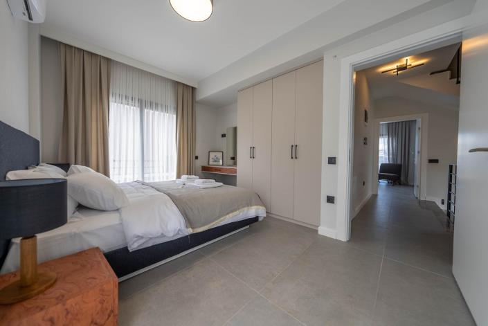 Image No.18-4 Bed House/Villa for sale