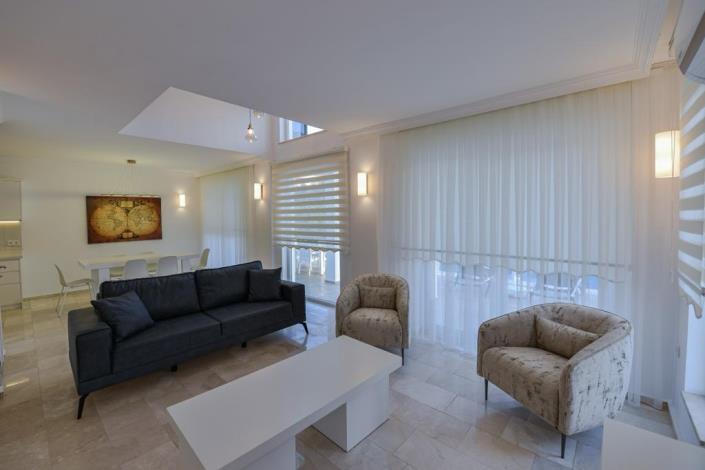 Image No.17-4 Bed Villa / Detached for sale