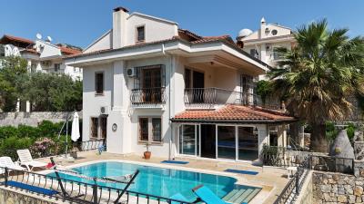 1 - Uzumlu, Villa / Detached