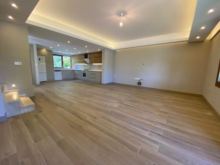 Image No.8-4 Bed Villa for sale