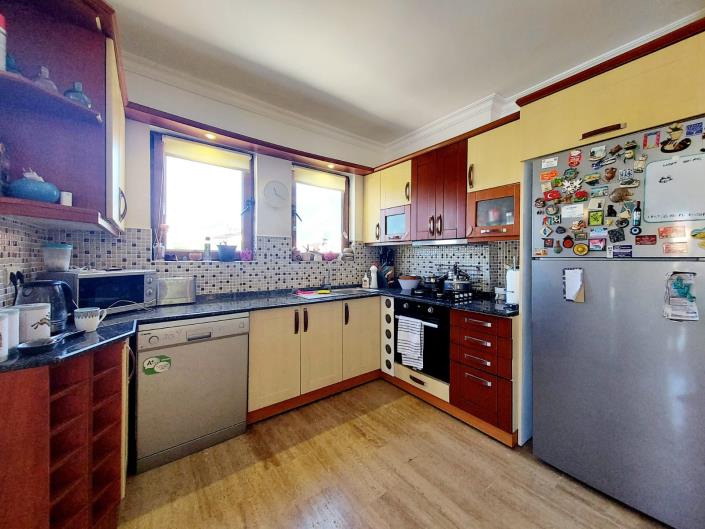 Image No.13-3 Bed Villa / Detached for sale