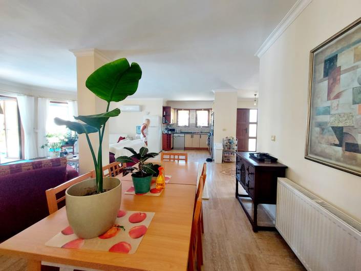 Image No.14-3 Bed Villa / Detached for sale