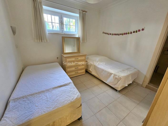 Image No.27-4 Bed Apartment for sale