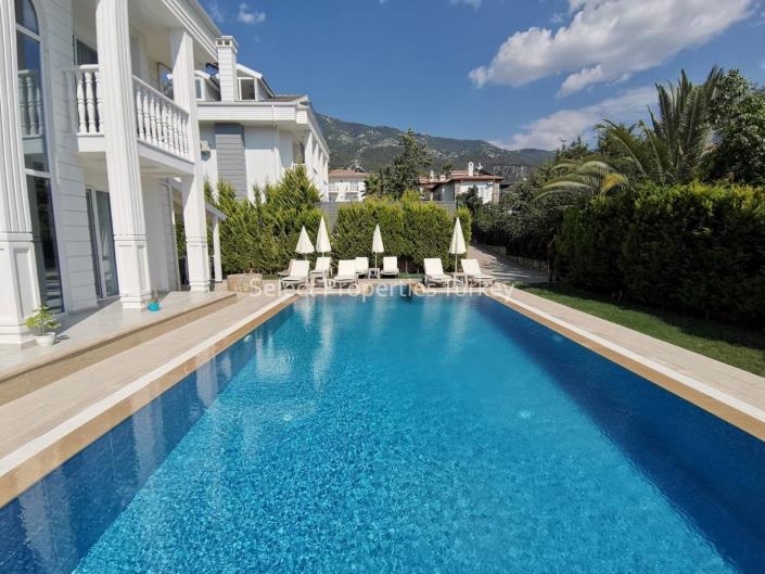 Image No.7-4 Bed Villa / Detached for sale