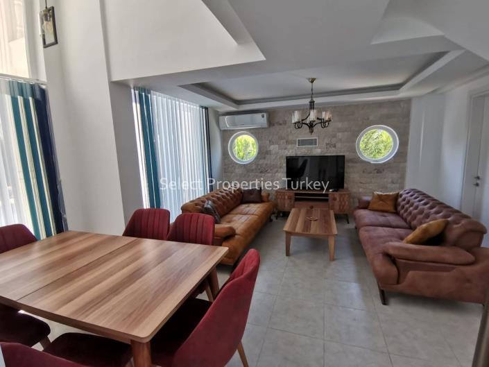 Image No.17-4 Bed Villa / Detached for sale