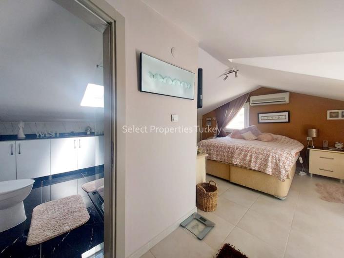 Image No.35-2 Bed Apartment for sale