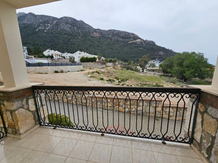 Image No.27-3 Bed Villa for sale