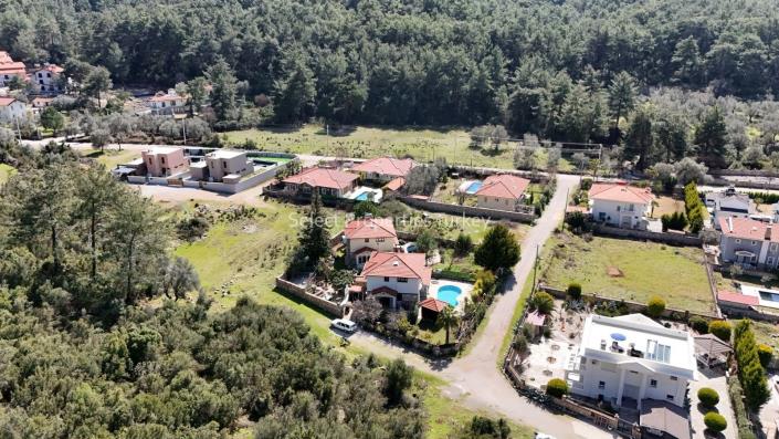 Image No.10-3 Bed Villa / Detached for sale