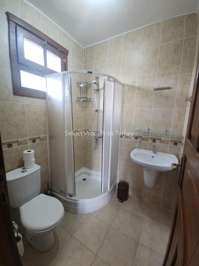 Image No.37-3 Bed Villa / Detached for sale