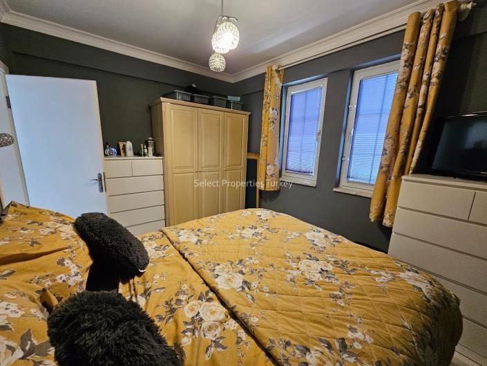 Image No.22-4 Bed Apartment for sale