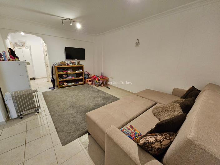 Image No.25-4 Bed Apartment for sale