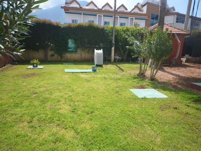 Image No.10-4 Bed Apartment for sale