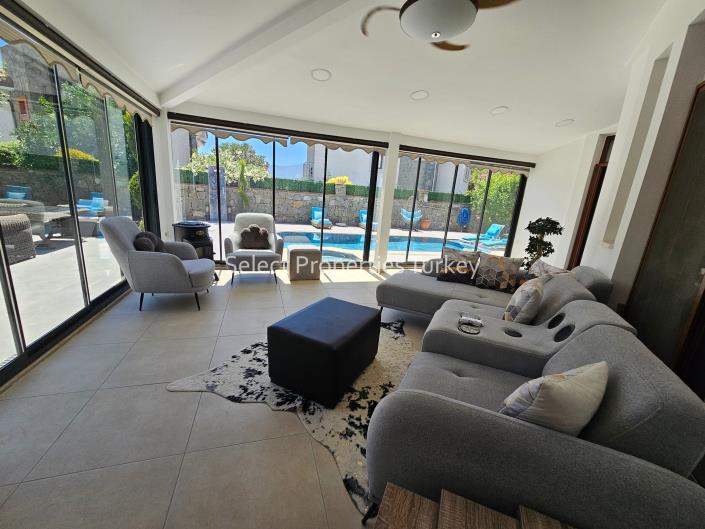 Image No.13-4 Bed Villa for sale