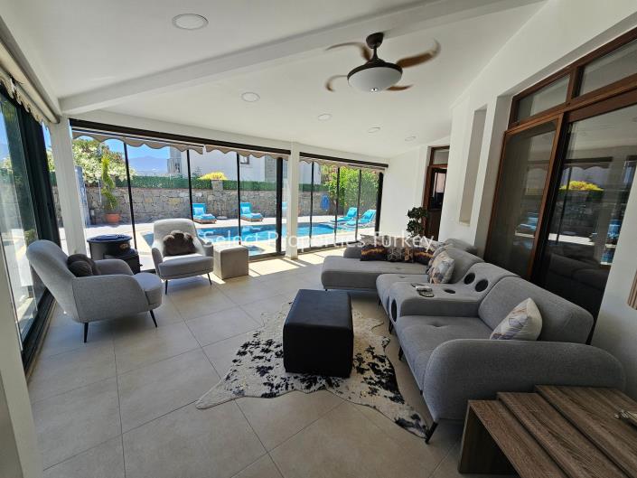 Image No.15-4 Bed Villa for sale