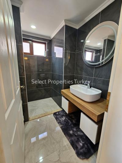 Image No.35-4 Bed Villa for sale