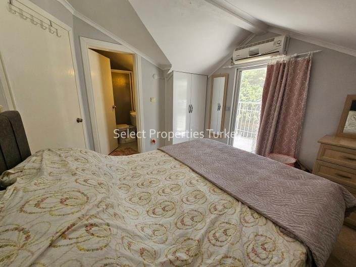 Image No.23-2 Bed Apartment for sale