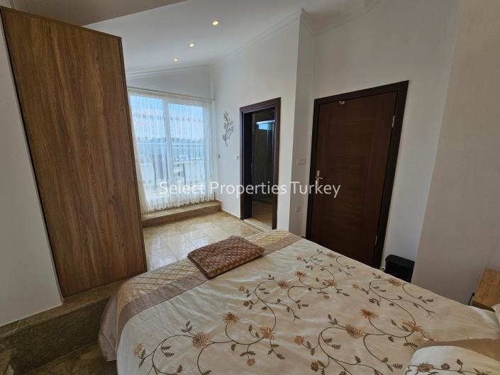 Image No.41-5 Bed Villa for sale