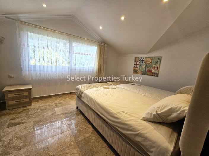 Image No.45-5 Bed Villa for sale