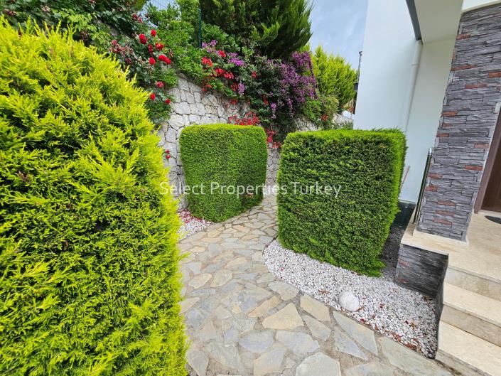 Image No.52-5 Bed Villa for sale