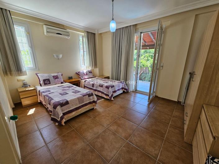 Image No.26-4 Bed Villa for sale