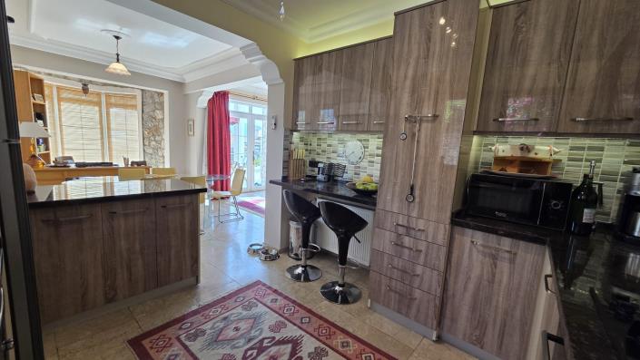 Image No.29-3 Bed Villa for sale