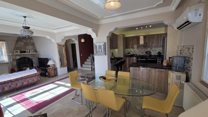 Image No.32-3 Bed Villa for sale