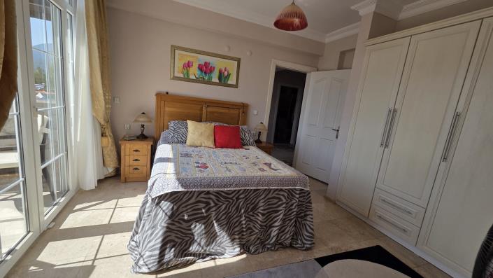 Image No.38-3 Bed Villa for sale