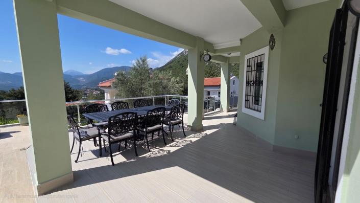 Image No.10-5 Bed Villa for sale