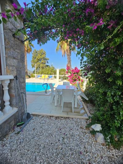 Image No.4-2 Bed Villa / Detached for sale