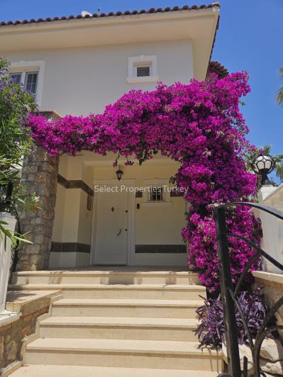 Image No.46-2 Bed Villa / Detached for sale