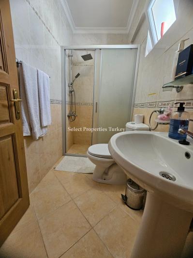 Image No.28-4 Bed Villa for sale