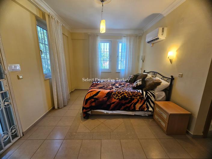 Image No.30-4 Bed Villa for sale