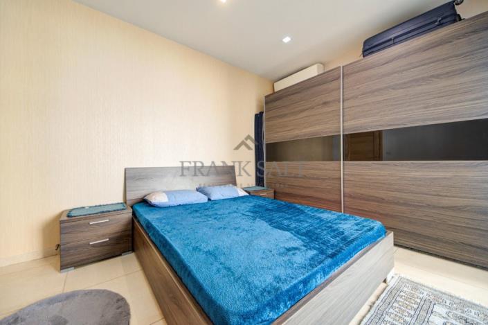 Image No.12-3 Bed Apartment for sale