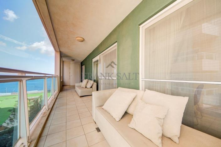 Image No.21-3 Bed Apartment for sale