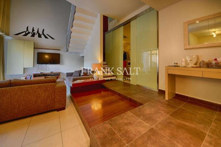 Image No.9-2 Bed Apartment for sale