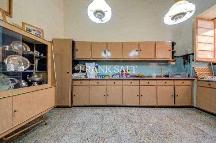 Image No.9-3 Bed Townhouse for sale