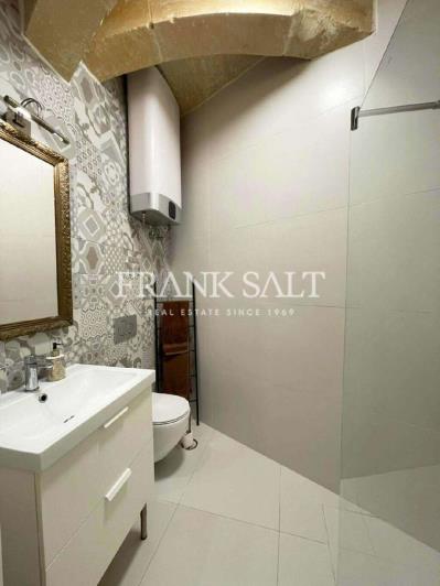 Image No.13-3 Bed Townhouse for sale