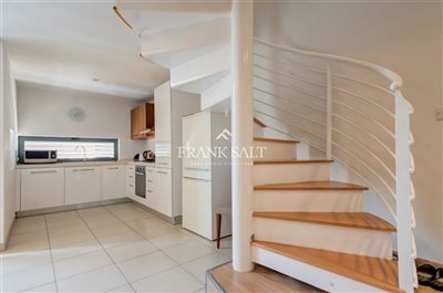 b781cc49-5068-44bd-9a31-853f76bb9a3c