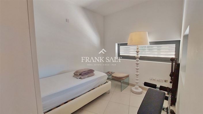 Image No.7-3 Bed Apartment for sale