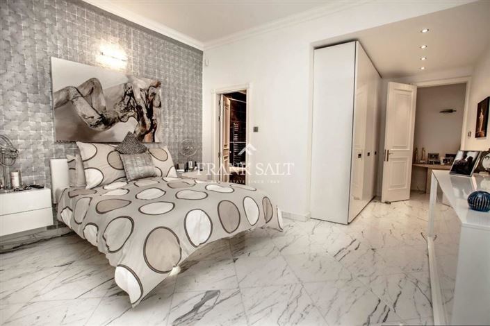 Image No.18-3 Bed Penthouse for sale