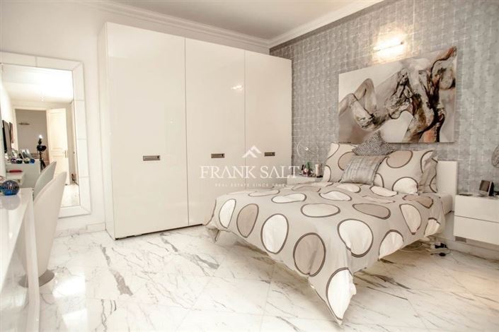 Image No.20-3 Bed Penthouse for sale