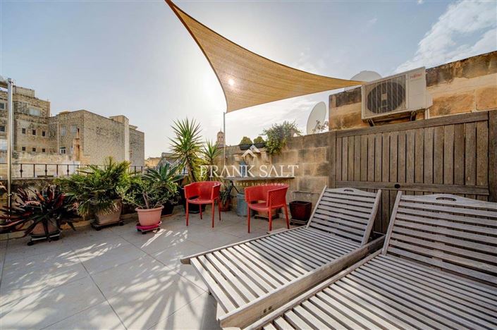 Image No.32-5 Bed Farmhouse for sale