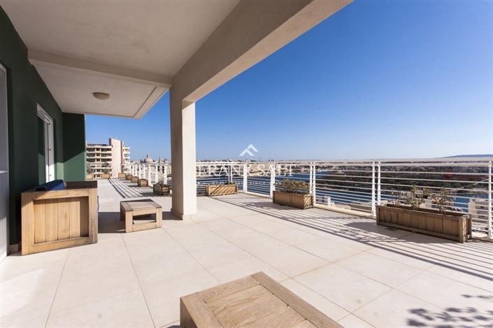 Image No.15-2 Bed Apartment for sale